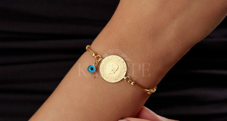 Çeyrek Altın Bayram Hediyesi: Geleneksel ve Değerli Bir Bayram Sürprizi