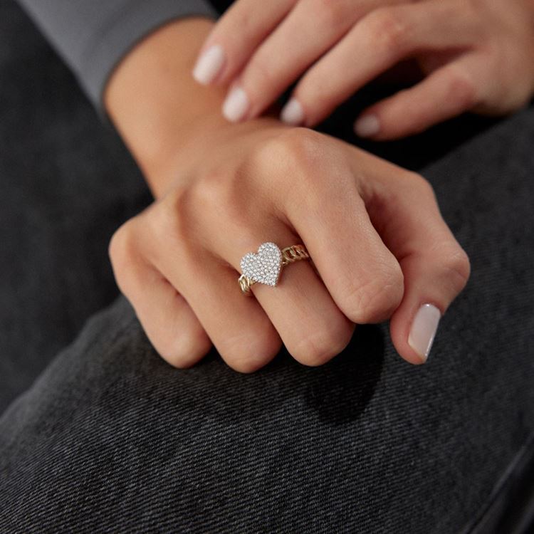 Kalp Burgu Taşlı Yüzük