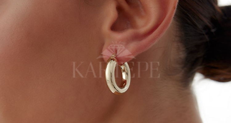 Altının Zamansız Işıltısı: Halka Küpe Modası Kartepe Kuyumculuk’ta